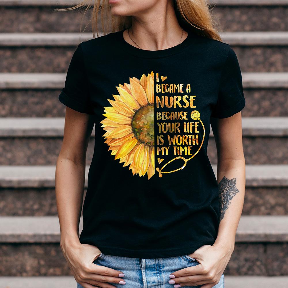 PresentsPrints, Sunflower Nurse AGGB1910017Z Dark Classic T Shirt