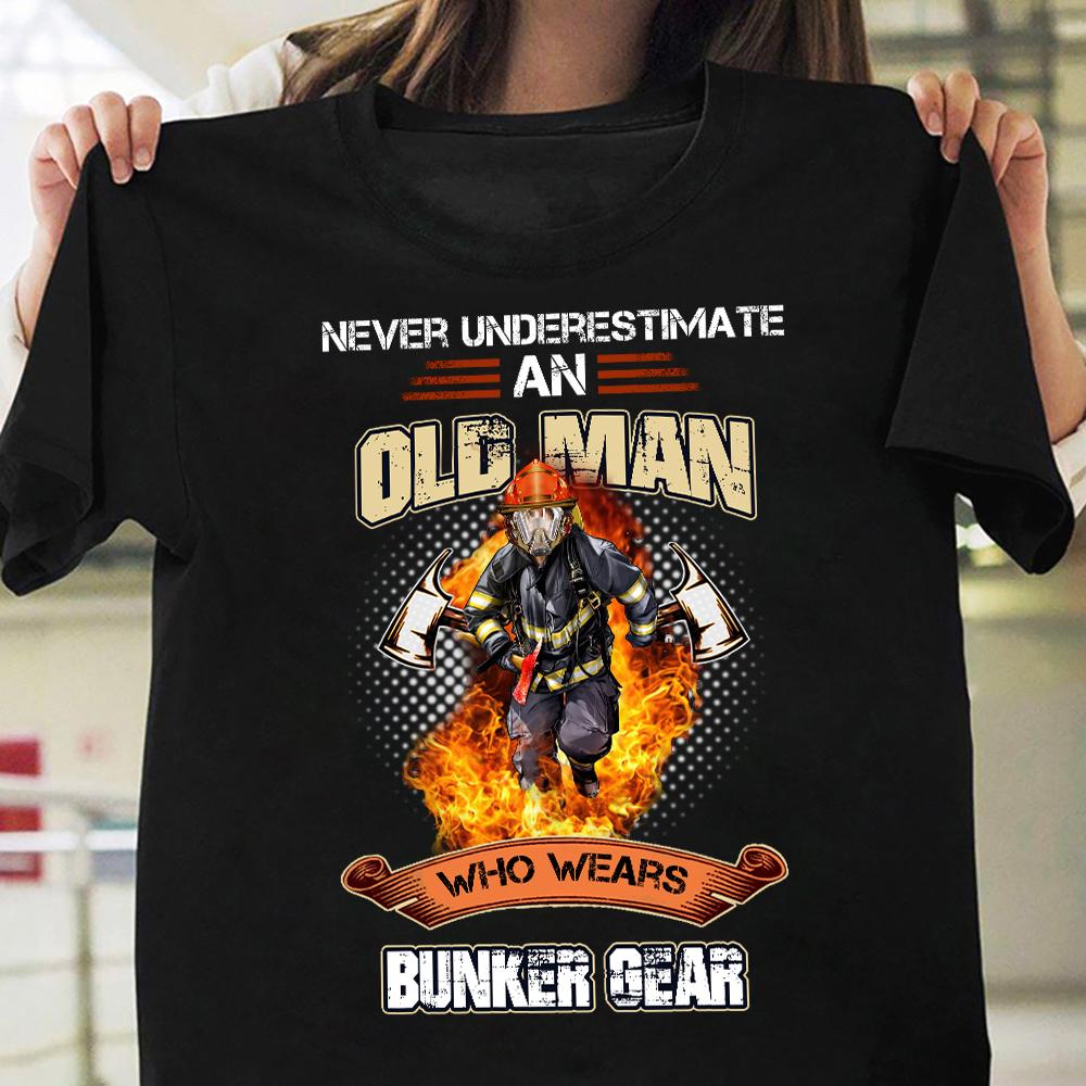 PresentsPrints, Old Man Firefighter  T-Shirt